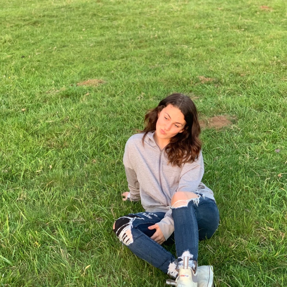 Meet your Posher, Mercedes